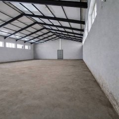 Hala magazynowa 423,5m2 + biuro + plac - Teresin