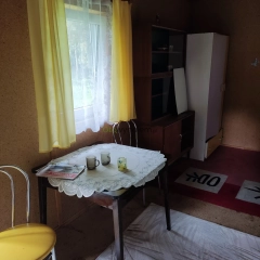 Do wynajęcia domek letniskowy położony na wsi na posesji przy lesie